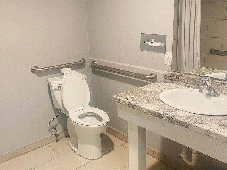 בית מלון כפרי American Inn North Kansas City