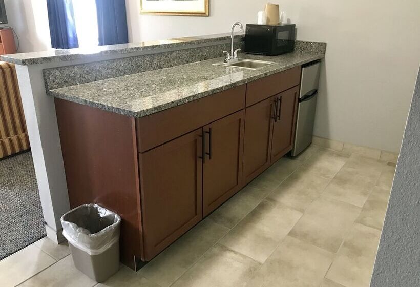 ホテル American Inn North Kansas City