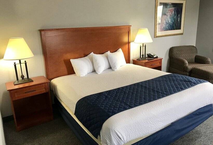 هتل American Inn North Kansas City