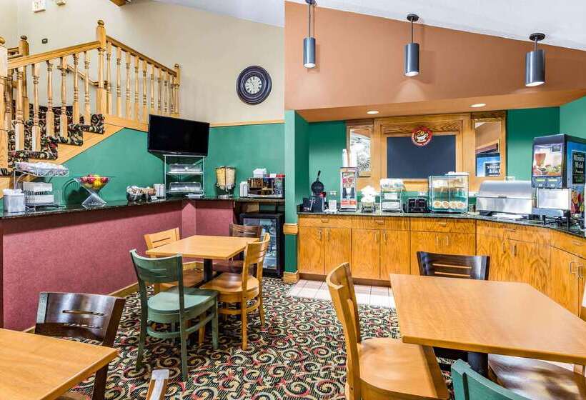 בית מלון כפרי Americinn By Wyndham Blue Earth