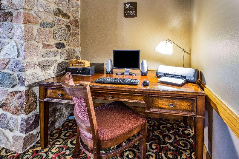 בית מלון כפרי Americinn By Wyndham Blue Earth