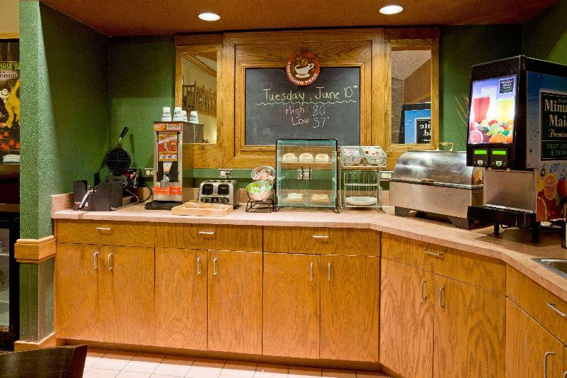 בית מלון כפרי Americinn By Wyndham Blue Earth