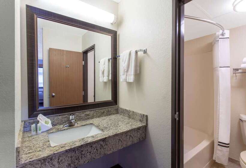 בית מלון כפרי Americinn By Wyndham Calumet