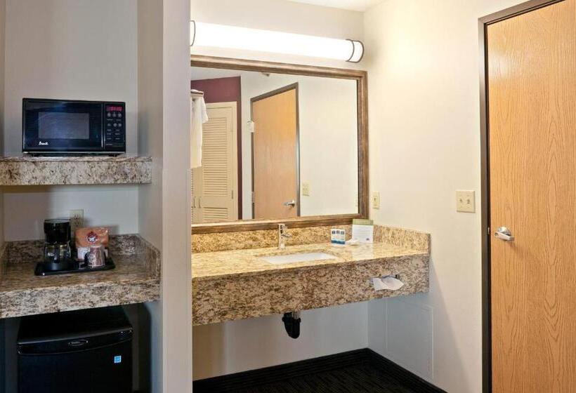 فندق Americinn By Wyndham Chanhassen