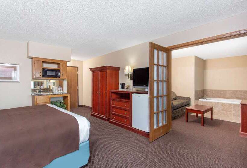 Отель Americinn By Wyndham Chippewa Falls
