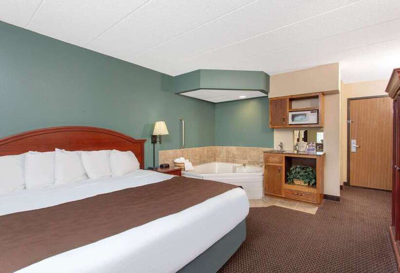 Отель Americinn By Wyndham Chippewa Falls