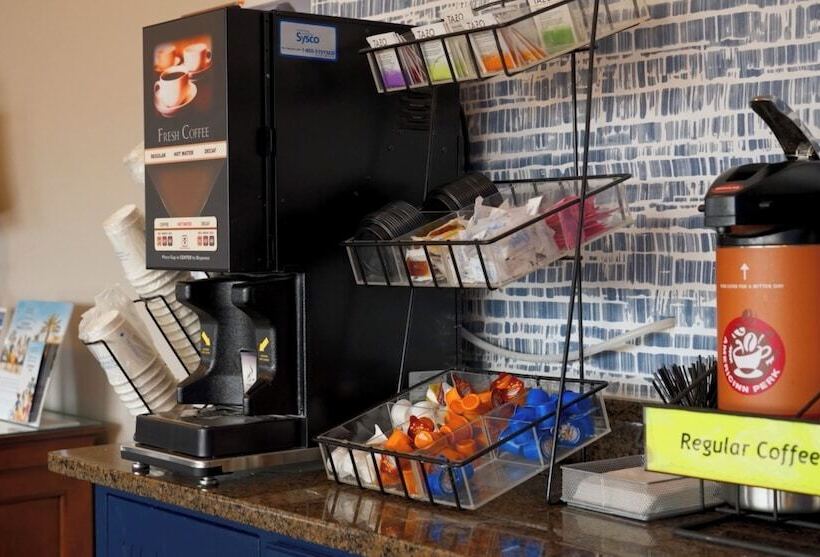 فندق Americinn By Wyndham Chippewa Falls
