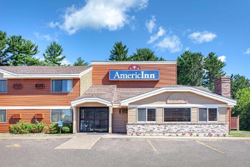 호텔 Americinn By Wyndham Cloquet