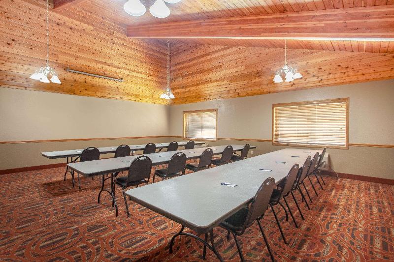 호텔 Americinn By Wyndham Cloquet