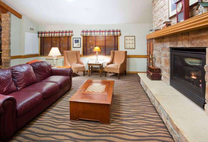 Отель Americinn By Wyndham Coon Rapids