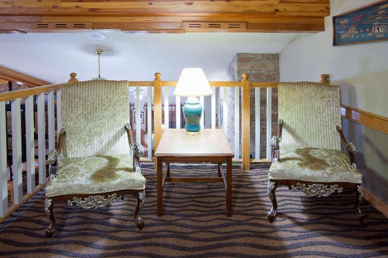 Отель Americinn By Wyndham Coon Rapids