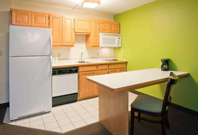 فندق Americinn By Wyndham Crookston U Of M Crookston