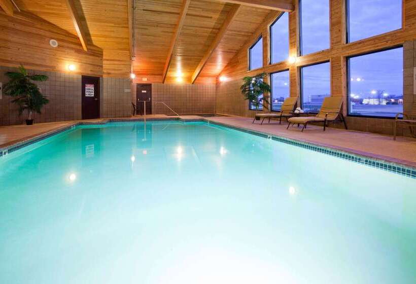 فندق Americinn By Wyndham Crookston U Of M Crookston