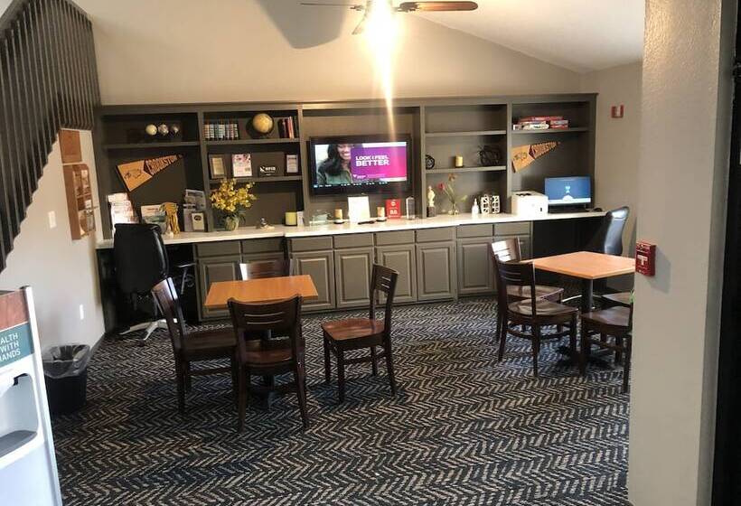 فندق Americinn By Wyndham Crookston U Of M Crookston