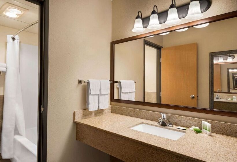 בית מלון כפרי Americinn By Wyndham Detroit Lakes