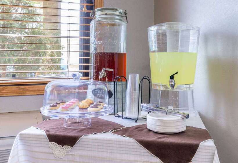 فندق Americinn By Wyndham Dickinson