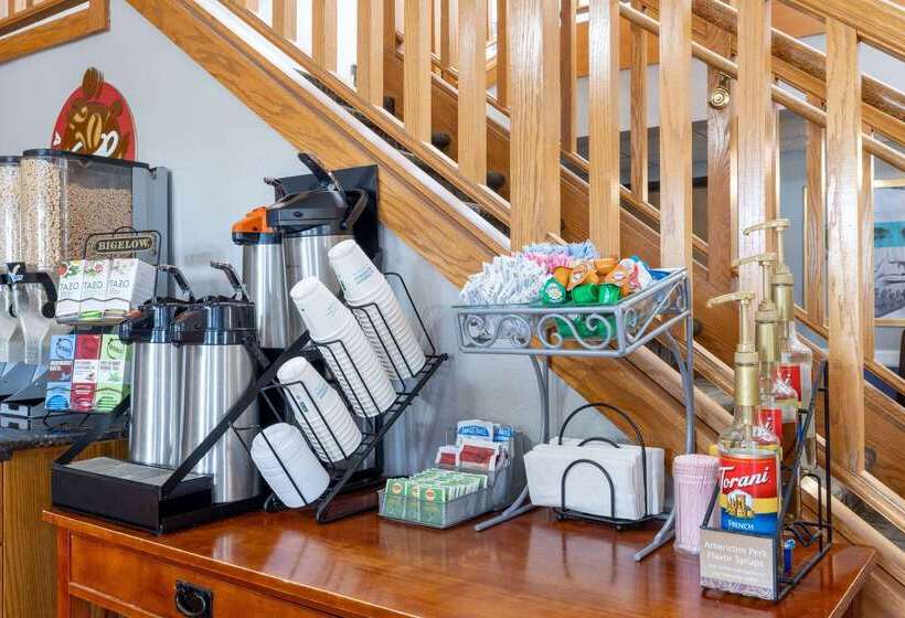 فندق Americinn By Wyndham Dickinson