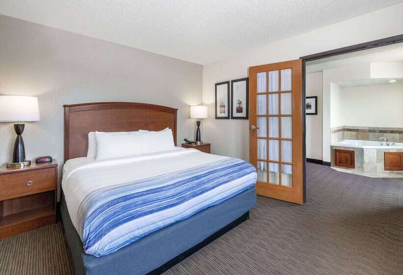 فندق Americinn By Wyndham Dickinson