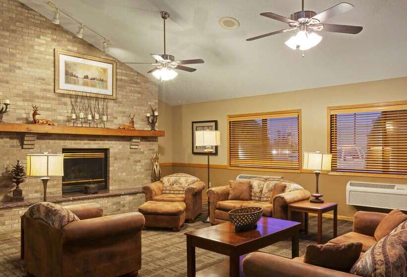 فندق Americinn By Wyndham Dickinson