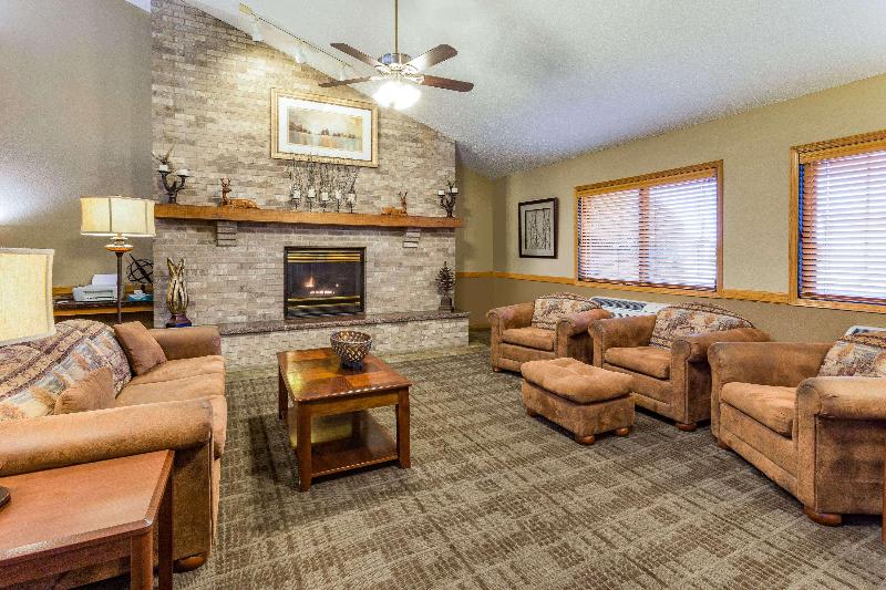 فندق Americinn By Wyndham Dickinson