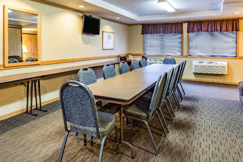 فندق Americinn By Wyndham Dickinson