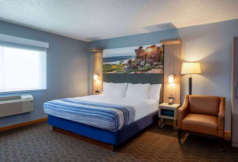 فندق Americinn By Wyndham Eau Claire