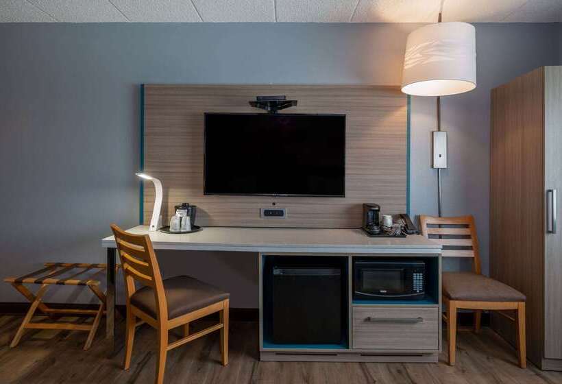 فندق Americinn By Wyndham Eau Claire