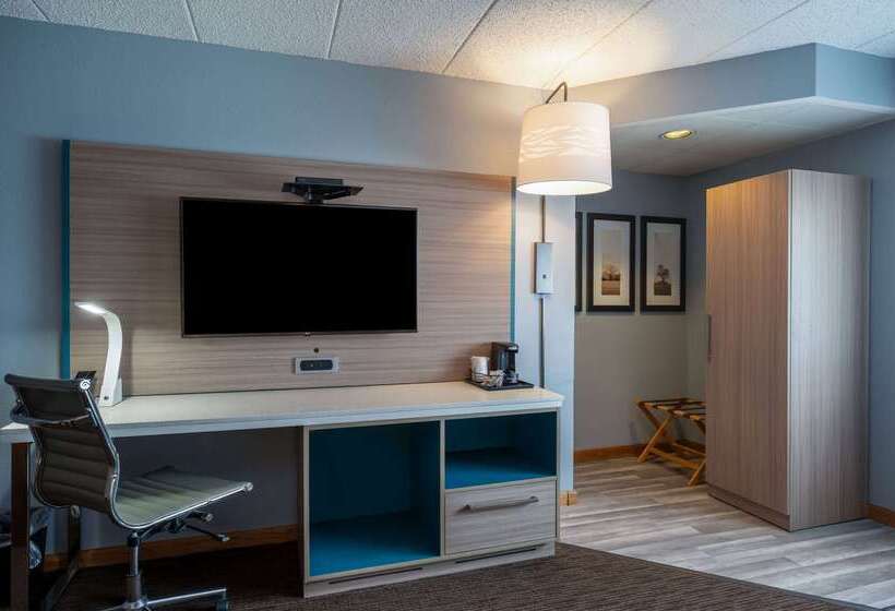 فندق Americinn By Wyndham Eau Claire