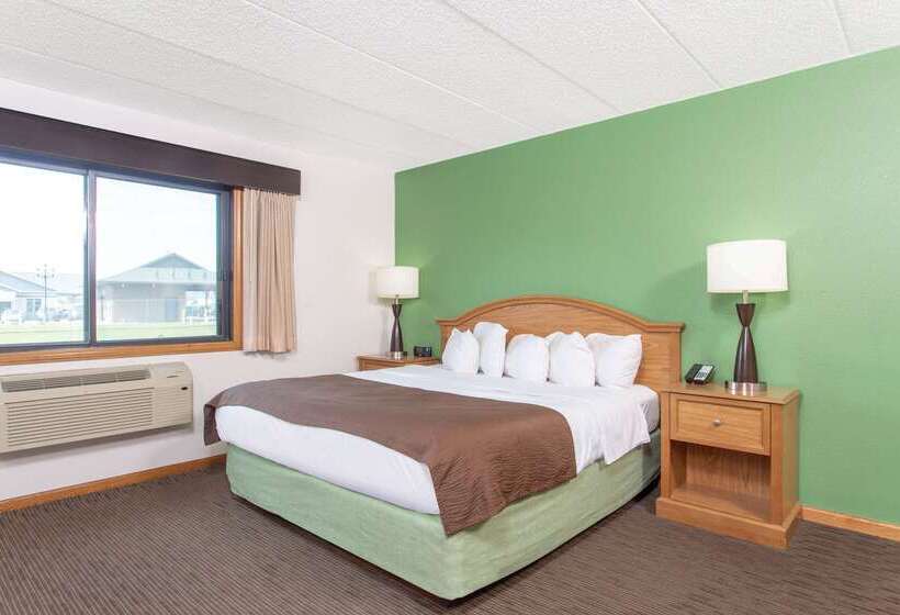 فندق Americinn By Wyndham Eau Claire