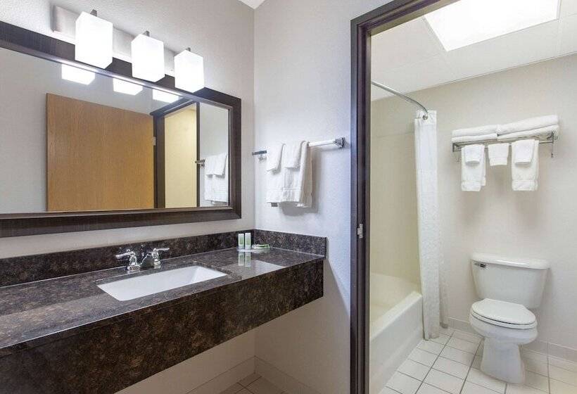 فندق Americinn By Wyndham Eau Claire