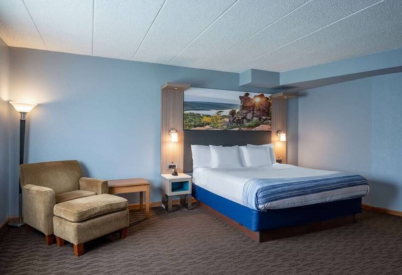 فندق Americinn By Wyndham Eau Claire