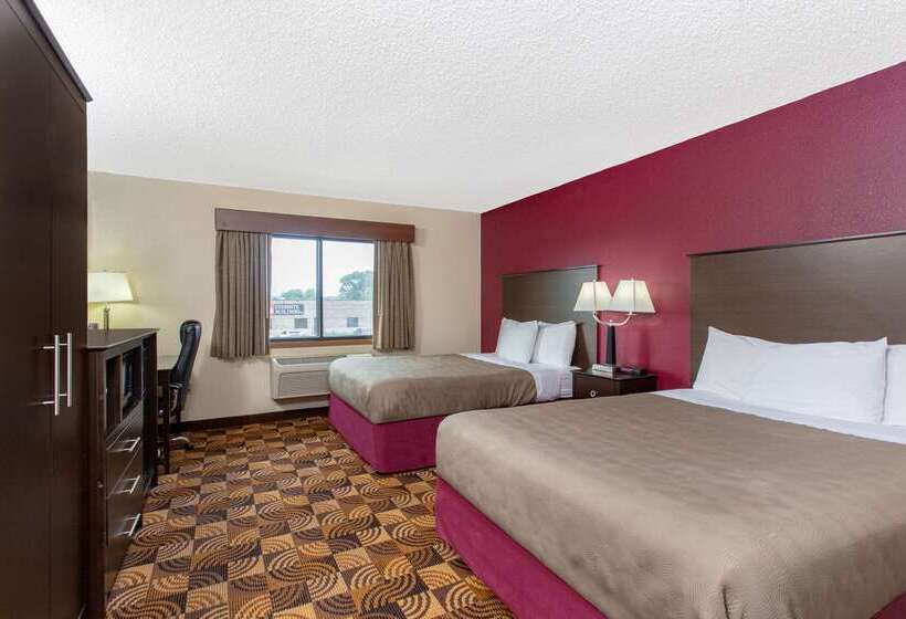 فندق Americinn By Wyndham Elkhorn Near Lake Geneva