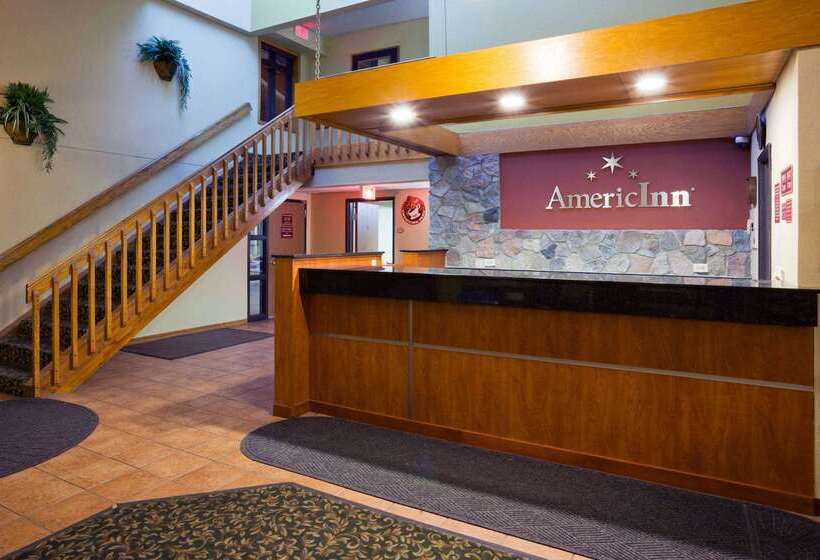 בית מלון כפרי Americinn By Wyndham Fargo West Acres