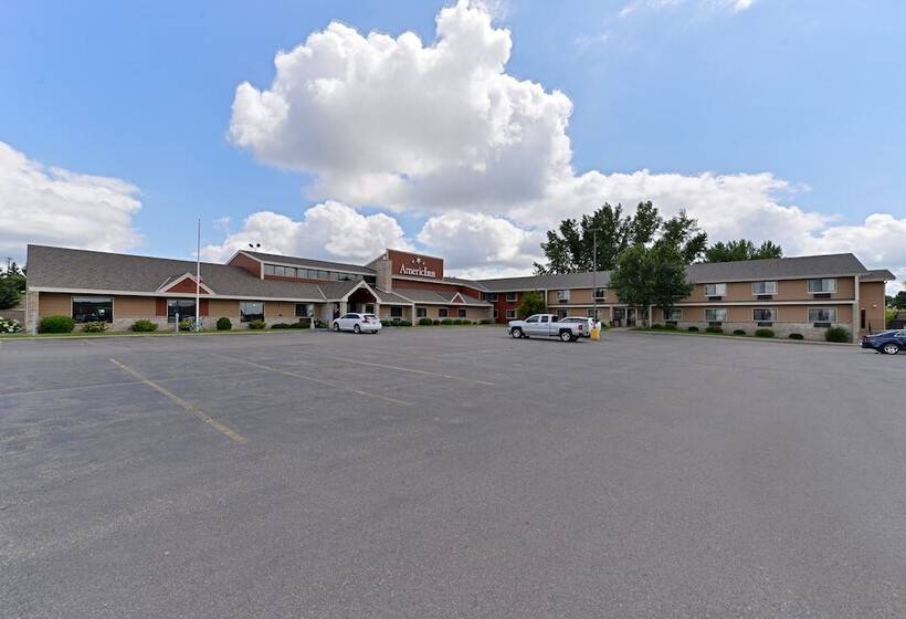 فندق Americinn By Wyndham Fergus Falls  Conference Center