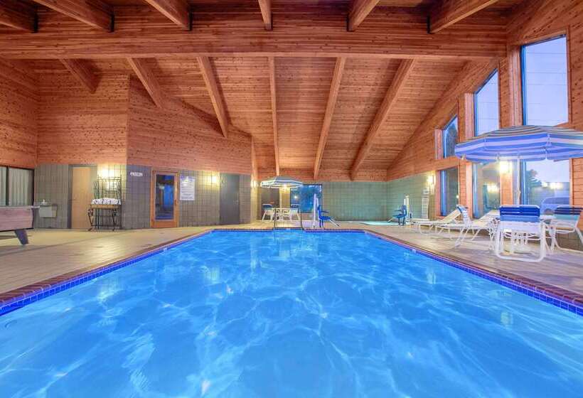 فندق Americinn By Wyndham Hayward