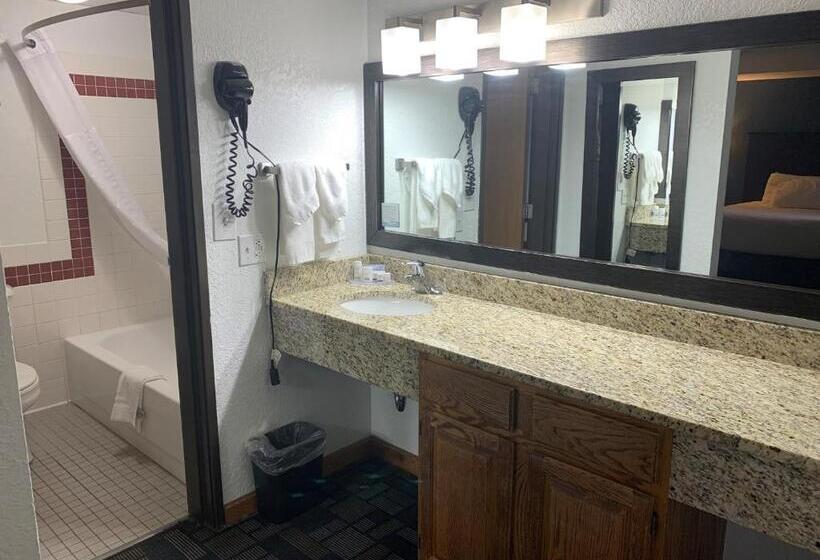 فندق Americinn By Wyndham Hayward