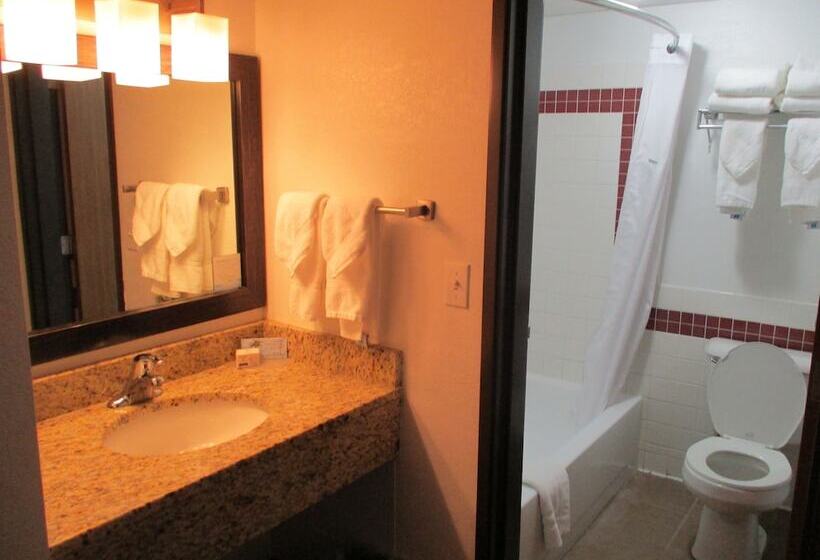 فندق Americinn By Wyndham Hayward