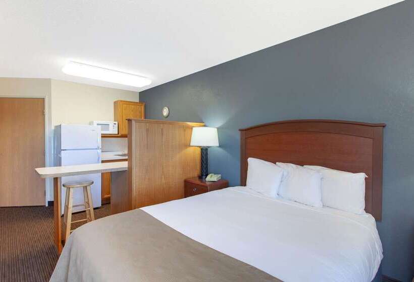 فندق Americinn By Wyndham Hutchinson