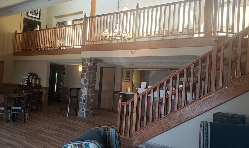 ホテル Americinn By Wyndham Kearney