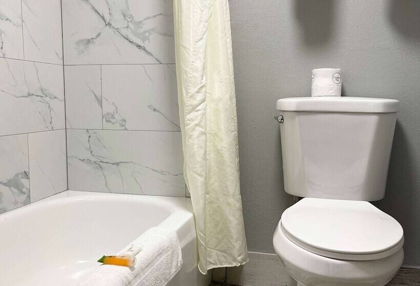 فندق Americinn By Wyndham Ladysmith