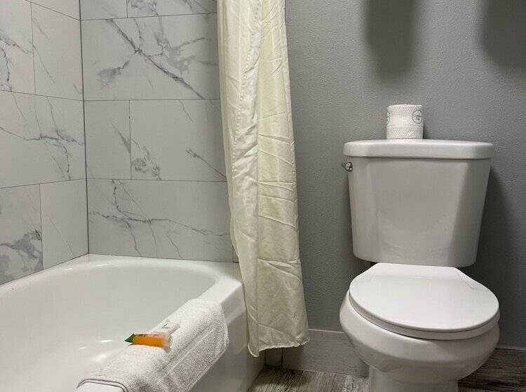 فندق Americinn By Wyndham Ladysmith