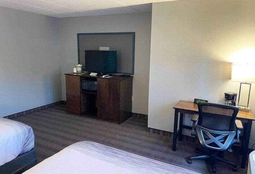 فندق Americinn By Wyndham Ladysmith