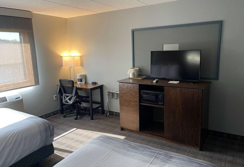 فندق Americinn By Wyndham Ladysmith