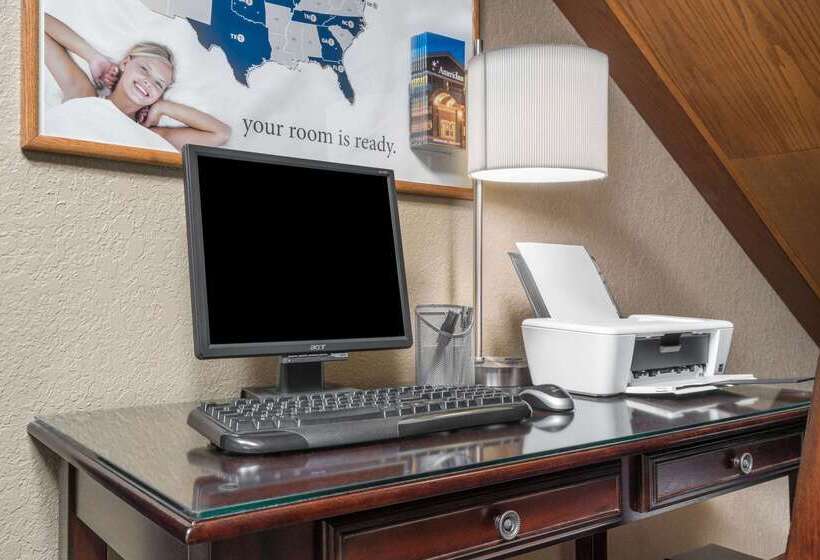 فندق Americinn By Wyndham Lake City