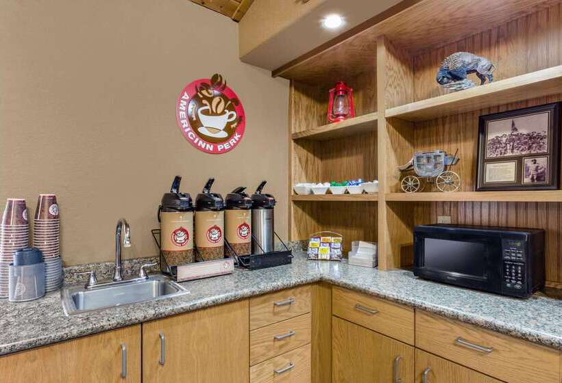 호텔 Americinn By Wyndham Medora