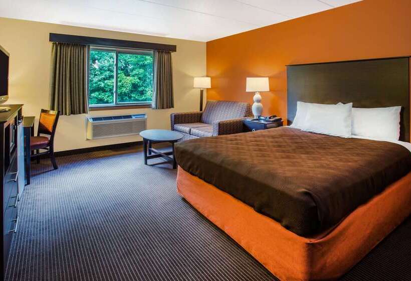 فندق Americinn By Wyndham Menomonie