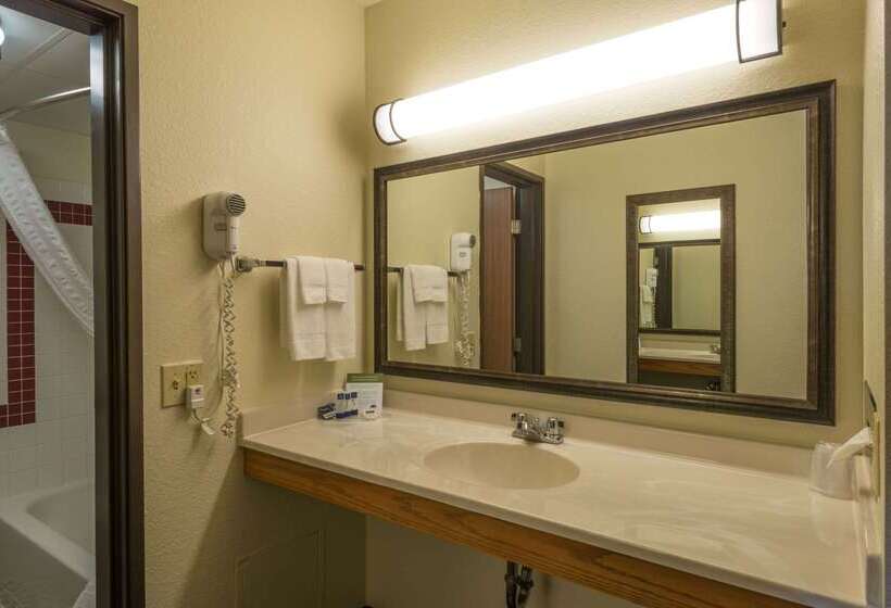 فندق Americinn By Wyndham Minocqua