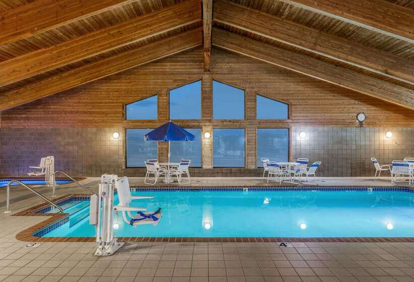 فندق Americinn By Wyndham Monroe