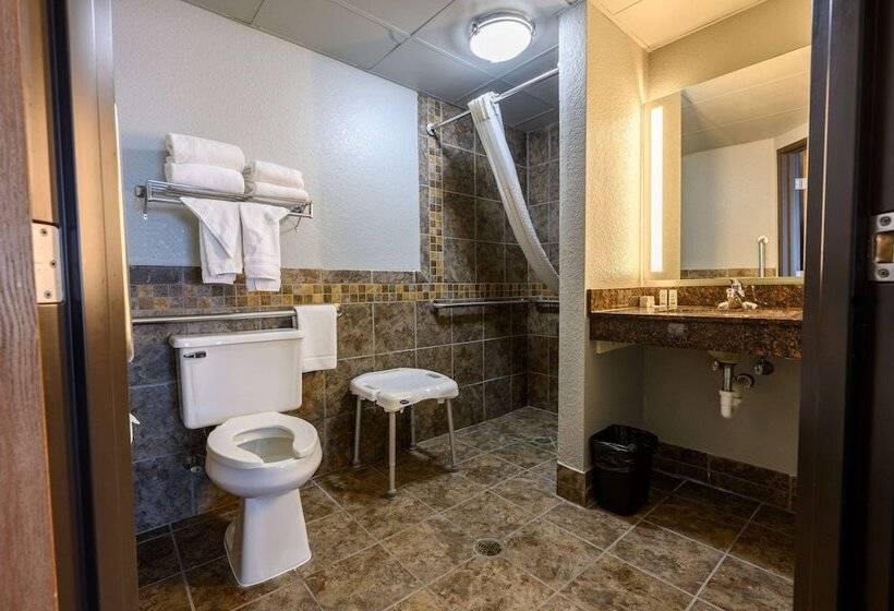 فندق Americinn By Wyndham Monroe