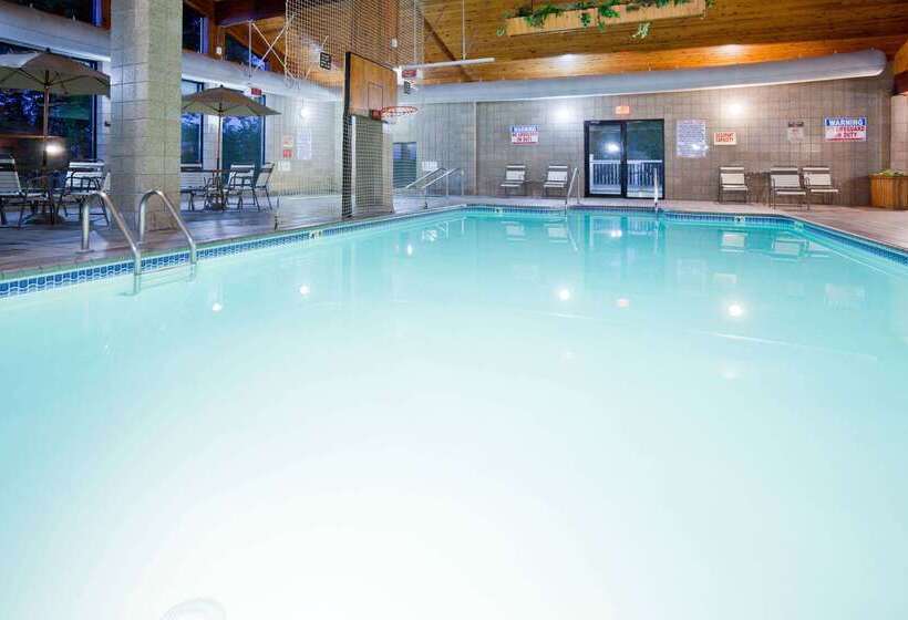 فندق Americinn By Wyndham New Richmond